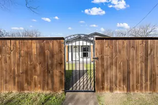 108 E 9th St, Valley Mills, TX 76689 - Photo 17