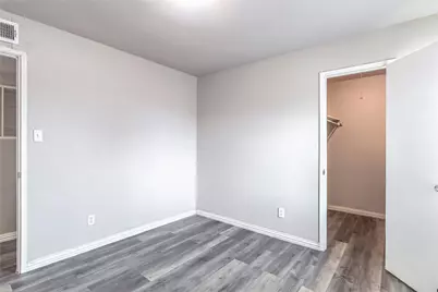 720 Sandstone Drive, Fort Worth, TX 76120 - Photo 13