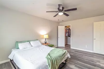 720 Sandstone Drive, Fort Worth, TX 76120 - Photo 13