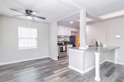 720 Sandstone Drive, Fort Worth, TX 76120 - Photo 11