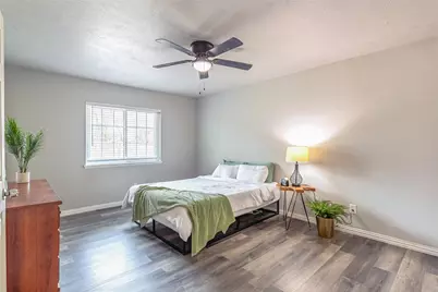 720 Sandstone Drive, Fort Worth, TX 76120 - Photo 13