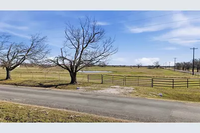 670 Welch School Road, Collinsville, TX 76233 - Photo 17