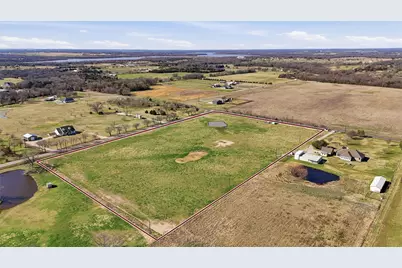 670 Welch School Road, Collinsville, TX 76233 - Photo 15