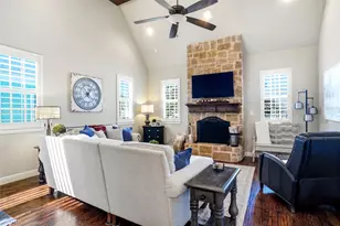 8820 Vermillion St, North Richland Hills, TX 76180 - Photo 5