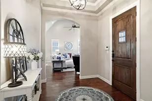 8820 Vermillion St, North Richland Hills, TX 76180 - Photo 3