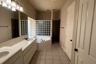 834 San Clemente, Irving, TX 75039 - Photo 9