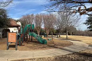 834 San Clemente, Irving, TX 75039 - Photo 21