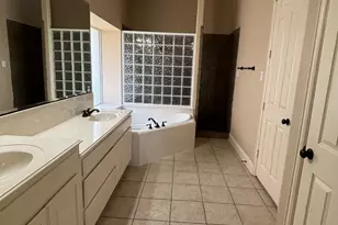 834 San Clemente, Irving, TX 75039 - Photo 7