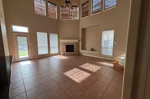 834 San Clemente, Irving, TX 75039 - Photo 3