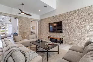 7326 Spring Valley Rd, Dallas, TX 75254 - Photo 9