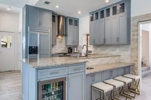 7326 Spring Valley Rd, Dallas, TX 75254 - Photo 11