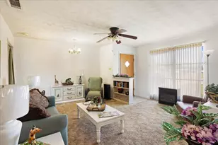 509 Lipscomb St, Bonham, TX 75418 - Photo 5