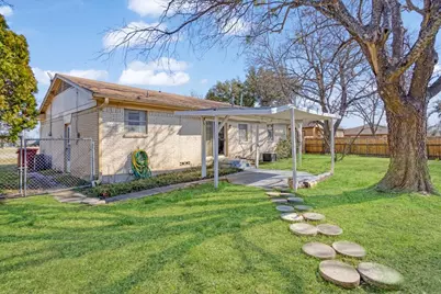 509 Lipscomb Street, Bonham, TX 75418 - Photo 23