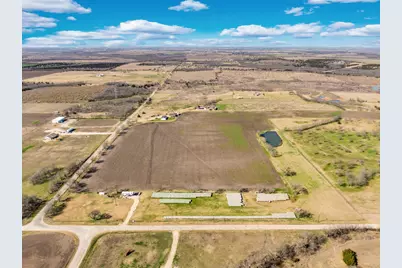 1920 Moseley Road, Ennis, TX 75119 - Photo 13