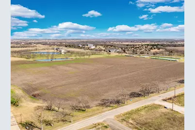 1920 Moseley Road, Ennis, TX 75119 - Photo 9