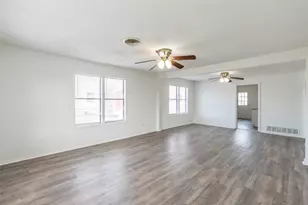 1782 N 15th St, Abilene, TX 79603 - Photo 3