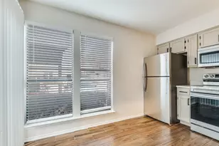 2321 Torrington Dr, Arlington, TX 76012 - Photo 11