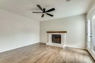 2321 Torrington Dr, Arlington, TX 76012 - Photo 9