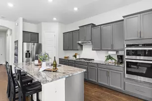 12744 Mercer Pkwy, Farmers Branch, TX 75234 - Photo 7