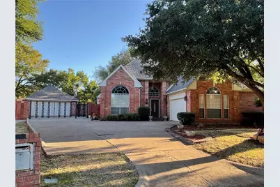 2102 Hunter Place Lane, Arlington, TX 76006 - Photo 1