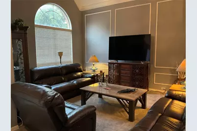 2102 Hunter Place Lane, Arlington, TX 76006 - Photo 5