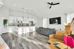 4621 Collins Ave, Dallas, TX 75210 - Photo 3