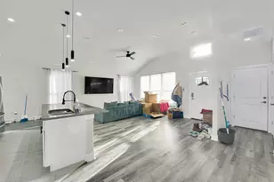 4621 Collins Ave, Dallas, TX 75210 - Photo 11