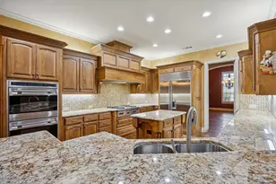 1101 King Mark Dr, Lewisville, TX 75056 - Photo 15