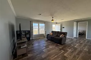 195 Kalinga Dr, Weatherford, TX 76085 - Photo 9