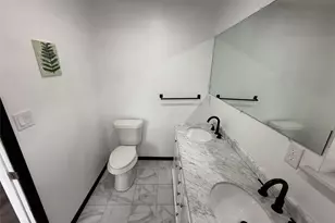 415 W Highland Dr, Whitewright, TX 75491 - Photo 23