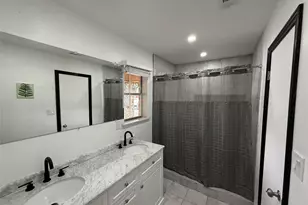 415 W Highland Dr, Whitewright, TX 75491 - Photo 25