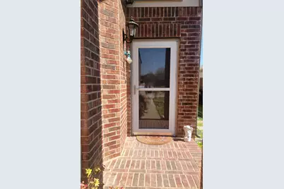 6468 Regina Drive, Fort Worth, TX 76131 - Photo 3