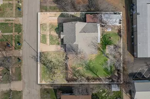 1109 W Elm St, Breckenridge, TX 76424 - Photo 5