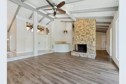 108 Wellesley Drive, Irving, TX 75062 - Photo 5