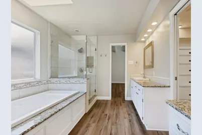 108 Wellesley Drive, Irving, TX 75062 - Photo 23