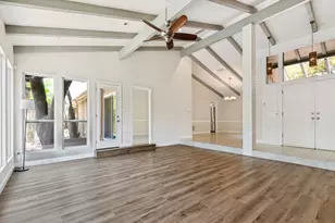 108 Wellesley Dr, Irving, TX 75062 - Photo 3