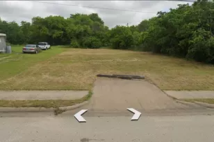 711 E Davis Ave, Alvarado, TX 76009 - Photo 1