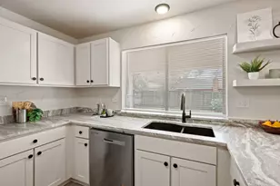 1720 Schumac Ln, Bedford, TX 76022 - Photo 17