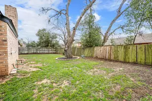 1720 Schumac Ln, Bedford, TX 76022 - Photo 29