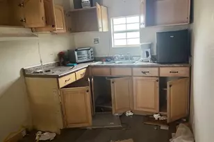 311 S Jernigan St, Bells, TX 75414 - Photo 7