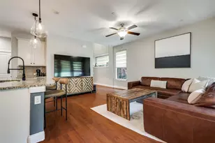 1011 Brook Hollow Dr, Euless, TX 76039 - Photo 7