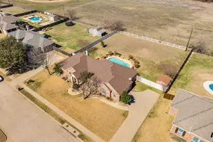 409 Panther Peak Dr, Midlothian, TX 76065 - Photo 3