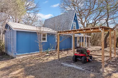 1303 W Seneca Court, Granbury, TX 76048 - Photo 35