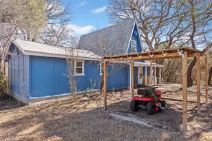 1303 W Seneca Ct, Granbury, TX 76048 - Photo 35