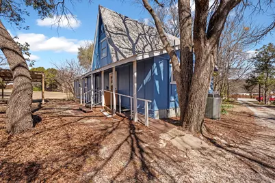 1303 W Seneca Court, Granbury, TX 76048 - Photo 37