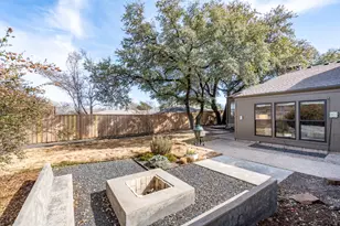 9671 Fallbrook Dr, Dallas, TX 75243 - Photo 25