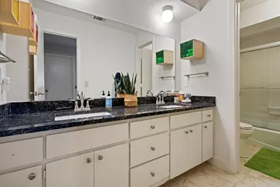 9671 Fallbrook Drive, Dallas, TX 75243 - Photo 23