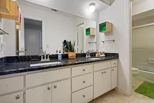 9671 Fallbrook Dr, Dallas, TX 75243 - Photo 23