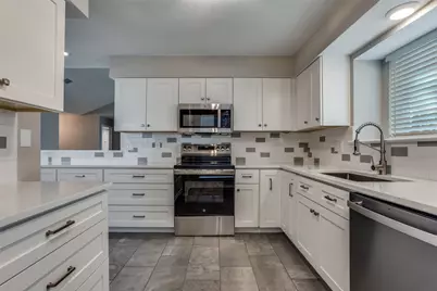 1016 Ledgemont Drive, Plano, TX 75025 - Photo 15