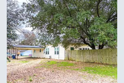 200 S 3rd Street, Wortham, TX 76693 - Photo 21